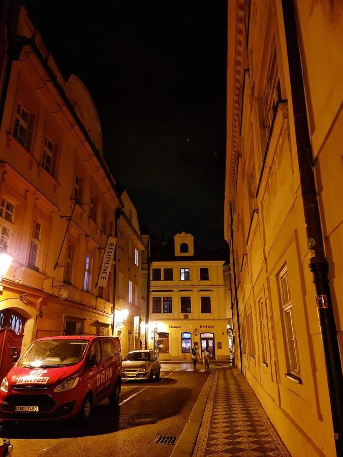 Laxmi Happy Home In Historical Prague Ngoại thất bức ảnh