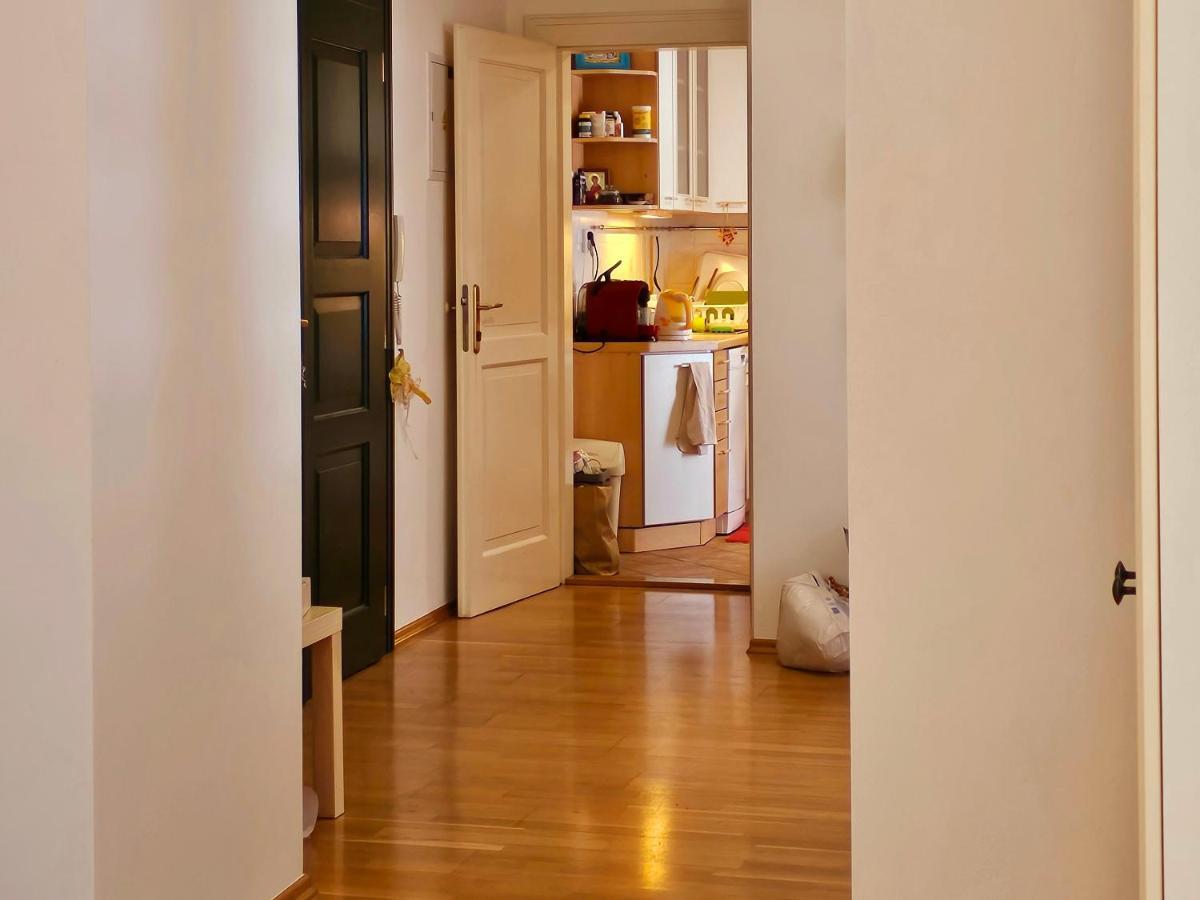 Laxmi Happy Home In Historical Prague Ngoại thất bức ảnh
